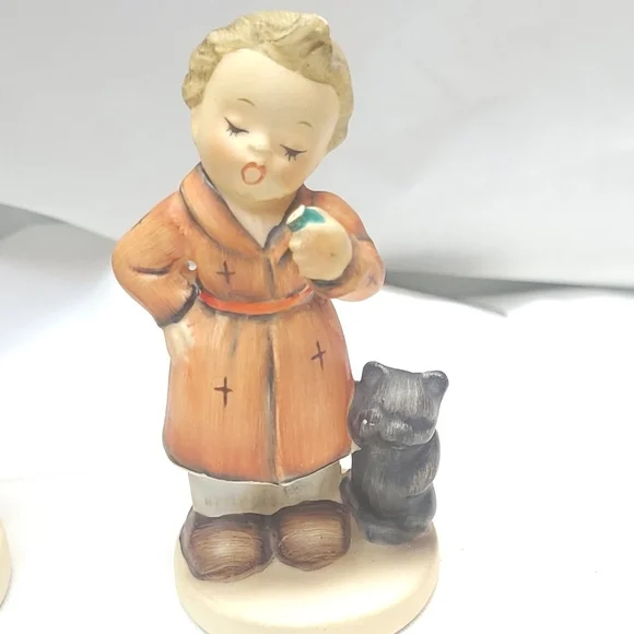 Vintage Napco Figurines - Picture 5 of 8